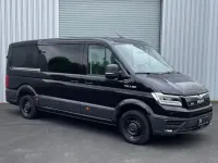 Używany MAN TGE 177 KM (130 kW) 2025 Czarny Van