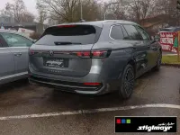 Gebraucht VW Passat Elegance 150 PS (110 kW) 2026 Diabasgrau metallic Kombi