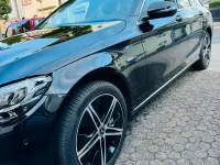 Gebraucht Mercedes C300e 306 PS (225 kW) 2019 Schwarz Kombi