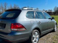 Gebraucht VW Golf VI 122 PS (89 kW) 2011 Grau Kleinwagen