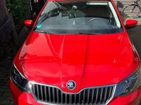 Gebraucht Skoda Fabia Joy 90 PS (66 kW) 2016 Rot Kleinwagen