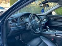 Second-hand BMW 740 313 CP (230 kW) 2013 Albastru Berlinǎ