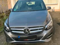 Gebraucht Mercedes B180 2018 Grau Kleinwagen