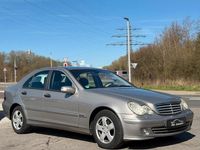 Gebraucht Mercedes C180 143 PS (105 kW) 2004 Cubanitsilber  metallic Limousine
