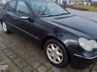 Gebraucht Mercedes C200 Elegance 122 PS (89 kW) 2003 Blau Limousine