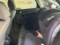 Usata Ford Focus 101 CV (74 kW) 2007 Argento Berlina