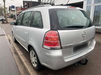 Gebraucht Opel Zafira 140 PS (102 kW) 2006 Silber Van / Kleinbus
