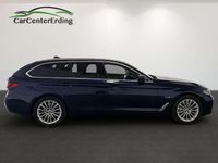 Gebraucht BMW 520 204 PS (150 kW) 2022 Tansanitblau Kombi