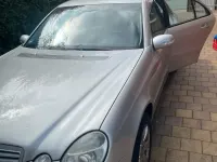 Gebraucht Mercedes E240 177 PS (130 kW) 2003 Silber Limousine