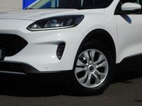 Gebraucht Ford Kuga Trend 120 PS (88 kW) 2021 Weiß SUV