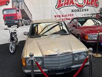 Gebraucht Mercedes 200 109 PS (80 kW) 1983 Grün Limousine