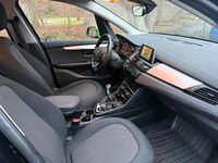Gebraucht BMW 218 Advantage 136 PS (100 kW) 2016 Schwarz Van / Kleinbus