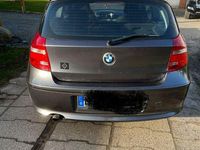 Gebraucht BMW 116 122 PS (89 kW) 2007 Grau Kleinwagen
