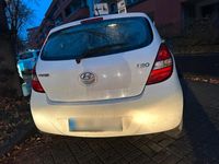 Gebraucht Hyundai i20 78 PS (57 kW) 2012 Weiß Kleinwagen