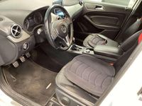 Gebraucht Mercedes B180 122 PS (89 kW) 2012 Calcitweiss  unilack Van / Kleinbus