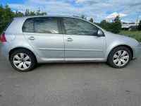 Gebraucht VW Golf V 105 PS (77 kW) 2007 Silber Limousine