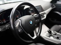 Gebraucht BMW 320 Advantage 190 PS (139 kW) 2022 Schwarz Kombi