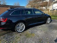 Gebraucht Skoda Superb Style 190 PS (139 kW) 2015 Schwarz Kombi