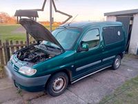 Gebraucht Citroën Berlingo 90 PS (66 kW) 2000 Grün Van / Kleinbus