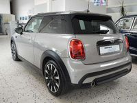 Gebraucht Mini Cooper Classic 136 PS (100 kW) 2021 Grau Kleinwagen