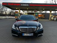 Gebraucht Mercedes E200 Avantgarde 136 PS (100 kW) 2012 Schwarz Limousine