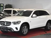 Gebraucht Mercedes GLC300 194 PS (142 kW) 2021 Polarweiss  unilack SUV