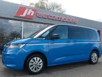 Second-hand VW Multivan Style 204 CP (150 kW) 2022 Albastru Monovolum