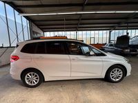 Gebraucht BMW 216 Advantage 102 PS (75 kW) 2016 Mineralweiss Van / Kleinbus