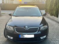 Gebraucht Skoda Octavia 150 PS (110 kW) 2015 Schwarz Kleinwagen