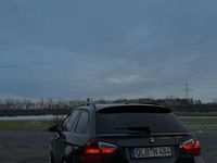 Gebraucht BMW 320 163 PS (119 kW) 2007 Grau Kombi