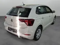 Gebraucht VW Polo Life 80 PS (58 kW) 2024 Ascotgrau Kleinwagen