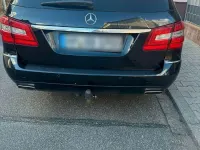 Gebraucht Mercedes E220 Avantgarde 170 PS (125 kW) 2011 Schwarz Limousine
