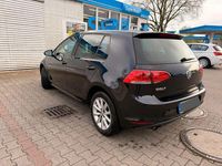 Gebraucht VW Golf VII LOUNGE 110 PS (80 kW) 2015 Schwarz Limousine