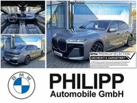 Gebraucht BMW 740 M Sport 299 PS (219 kW) 2024 Oxidgrau Limousine