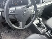 Gebraucht Opel Vectra 150 PS (110 kW) 2007 Silber Limousine
