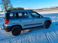 Gebraucht Skoda Yeti Experience 105 PS (77 kW) 2011 Blau SUV