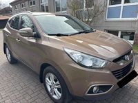 Gebraucht Hyundai ix35 Style 135 PS (99 kW) 2012 Gold SUV