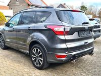 Gebraucht Ford Kuga ST-Line 150 PS (110 kW) 2019 Grau SUV
