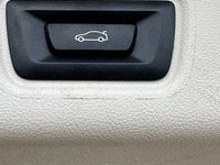 Gebraucht BMW 320 Performance 190 PS (139 kW) 2023 Weiß Kombi