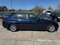 Gebraucht BMW 320 184 PS (135 kW) 2012 Blau Limousine