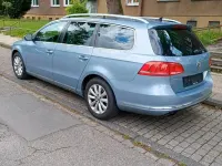 Gebraucht VW Passat 150 PS (110 kW) 2013 Blau Kombi