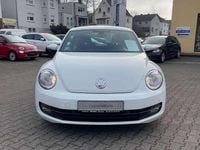 Gebraucht VW Beetle Basis 105 PS (77 kW) 2014 Pure white Kleinwagen