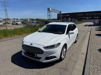 Używany Ford Mondeo Titanium 211 KM (155 kW) 2016 Biały Sedan/Limuzyna