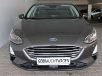 Gebraucht Ford Focus Titanium 125 PS (91 kW) 2019 Grau Limousine