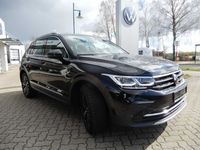 Gebraucht VW Tiguan Move 150 PS (110 kW) 2023 Schwarz SUV