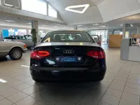 Gebraucht Audi A4 Attraction 143 PS (105 kW) 2011 Schwarz Limousine