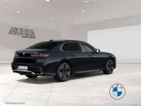 Gebraucht BMW 740 M Sport 299 PS (219 kW) 2025 Carbonschwarz Limousine