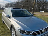 Gebraucht VW Passat Highline 239 PS (175 kW) 2015 Grau Kombi