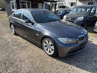 Gebraucht BMW 325 218 PS (160 kW) 2005 Sparkling graphite metallic Limousine