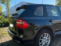 Second-hand Porsche Cayenne 290 CP (213 kW) 2008 Negru SUV